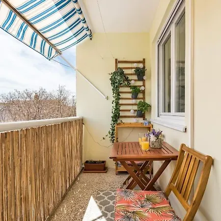 Center + Balcony * Split
